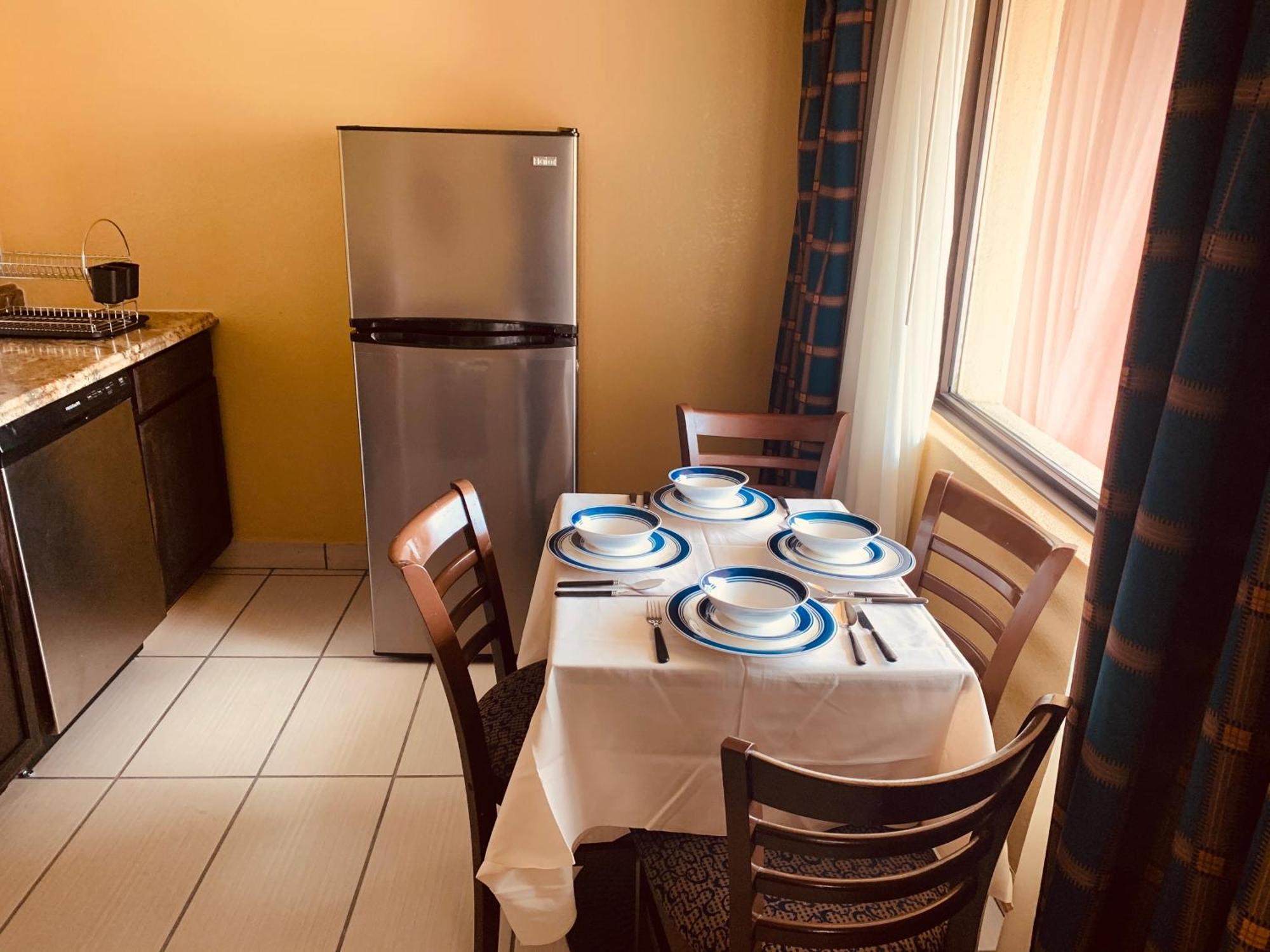 Regency Inn & Suites New London Mystic Kültér fotó